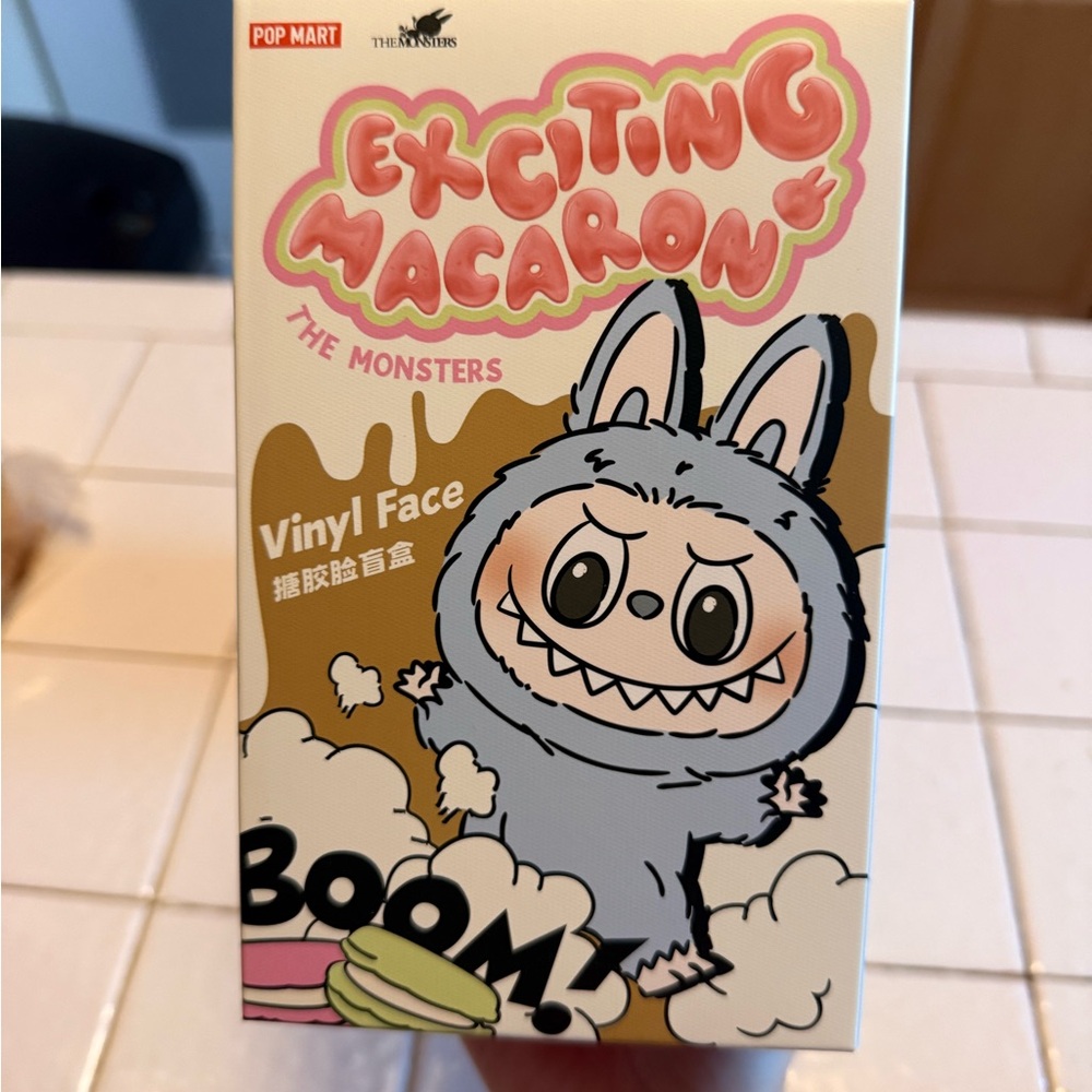 Pop Mart Exciting Macaron Vinyl Labubu - Sesame Bean